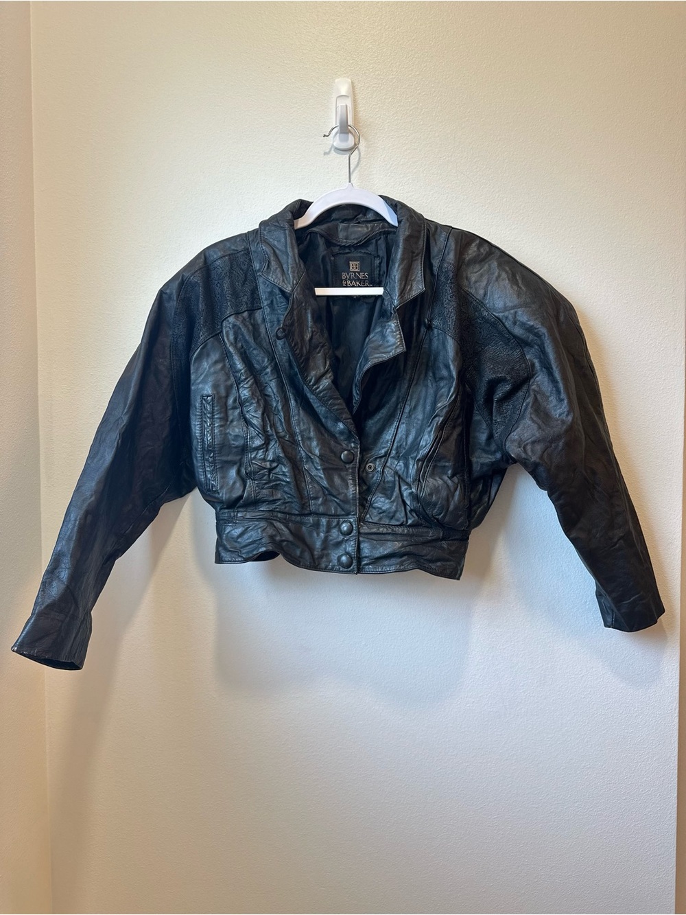 Vintage Byrnes & Baker Black Cropped Leather Moto Bomber Jacket Women’s Medium